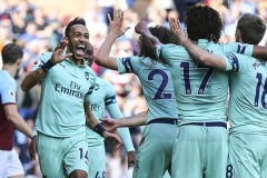 利物浦客场战伯恩利：伊萨克首秀助利物浦延续四连胜