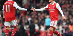 奥斯梅恩伤势影响加拉塔萨雷，战术调整备战利物浦之战